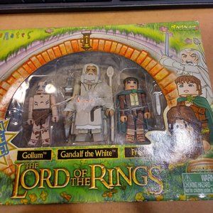 FINAL MARKDOWN LAST CHANCE LORD of THE RINGS MINI MATES